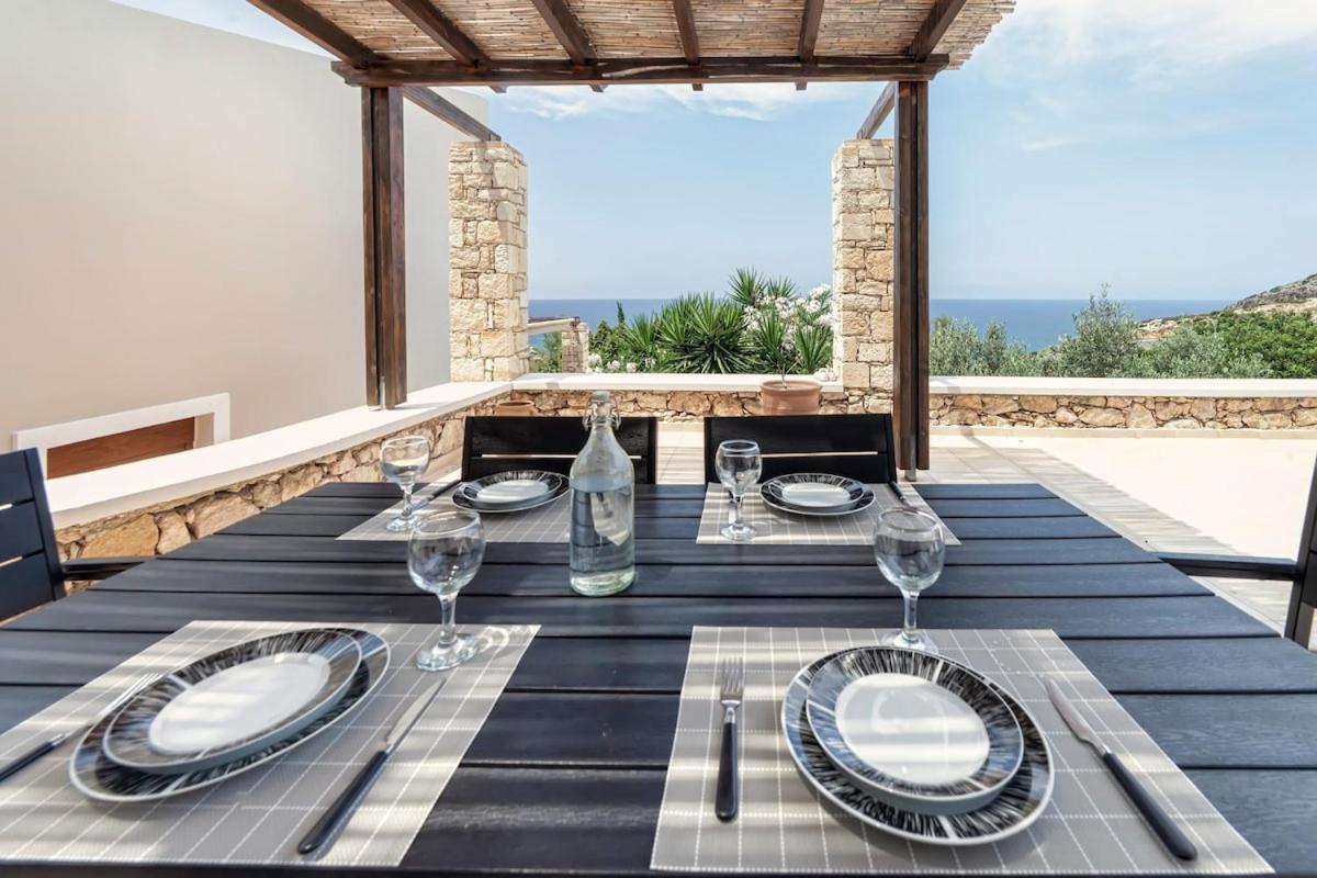 Karena Seaview Villa Gerani Chanion Eksteriør billede